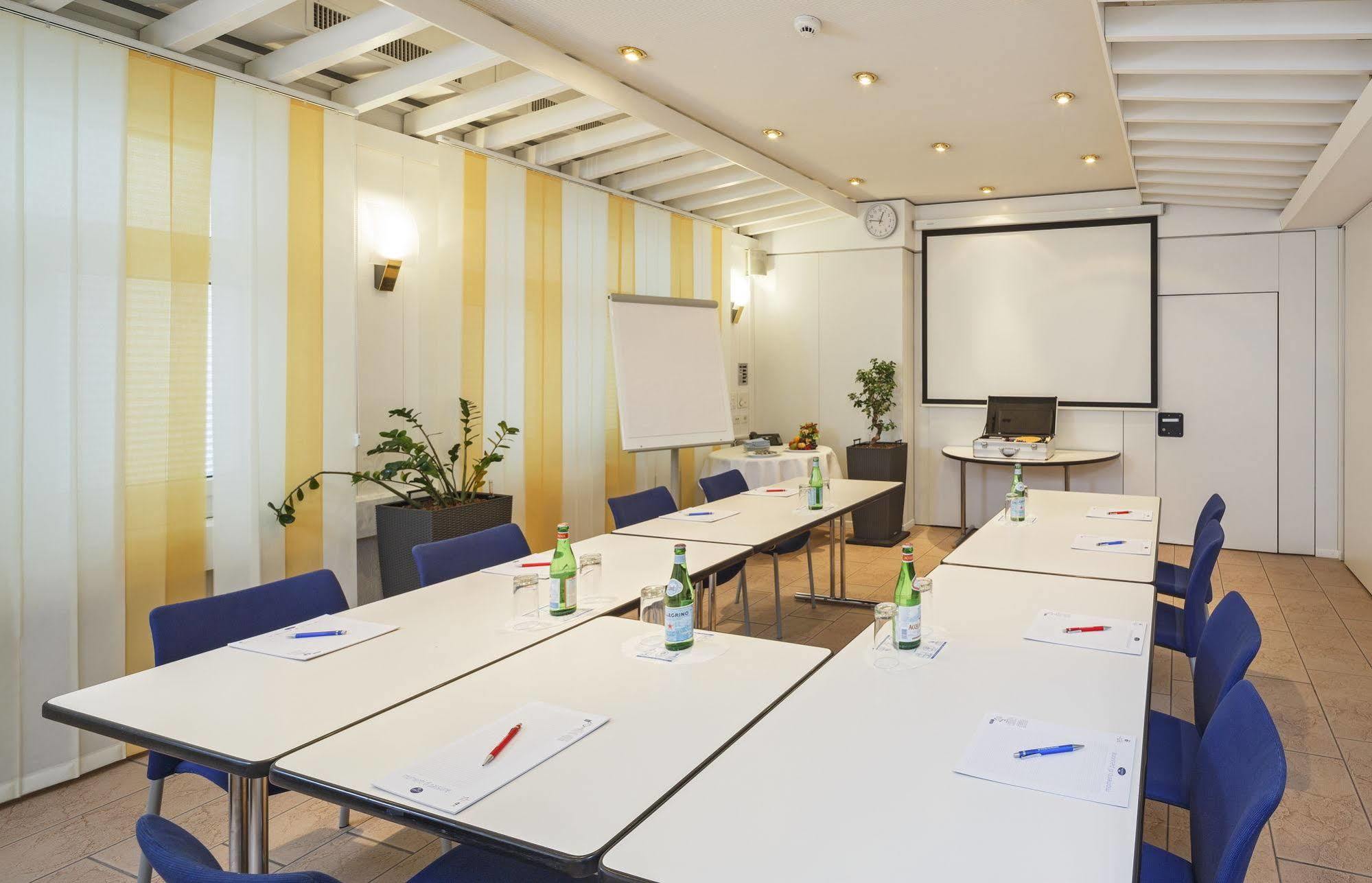 Sommerau-Ticino Swiss Quality Hotel Dietikon Zewnętrze zdjęcie